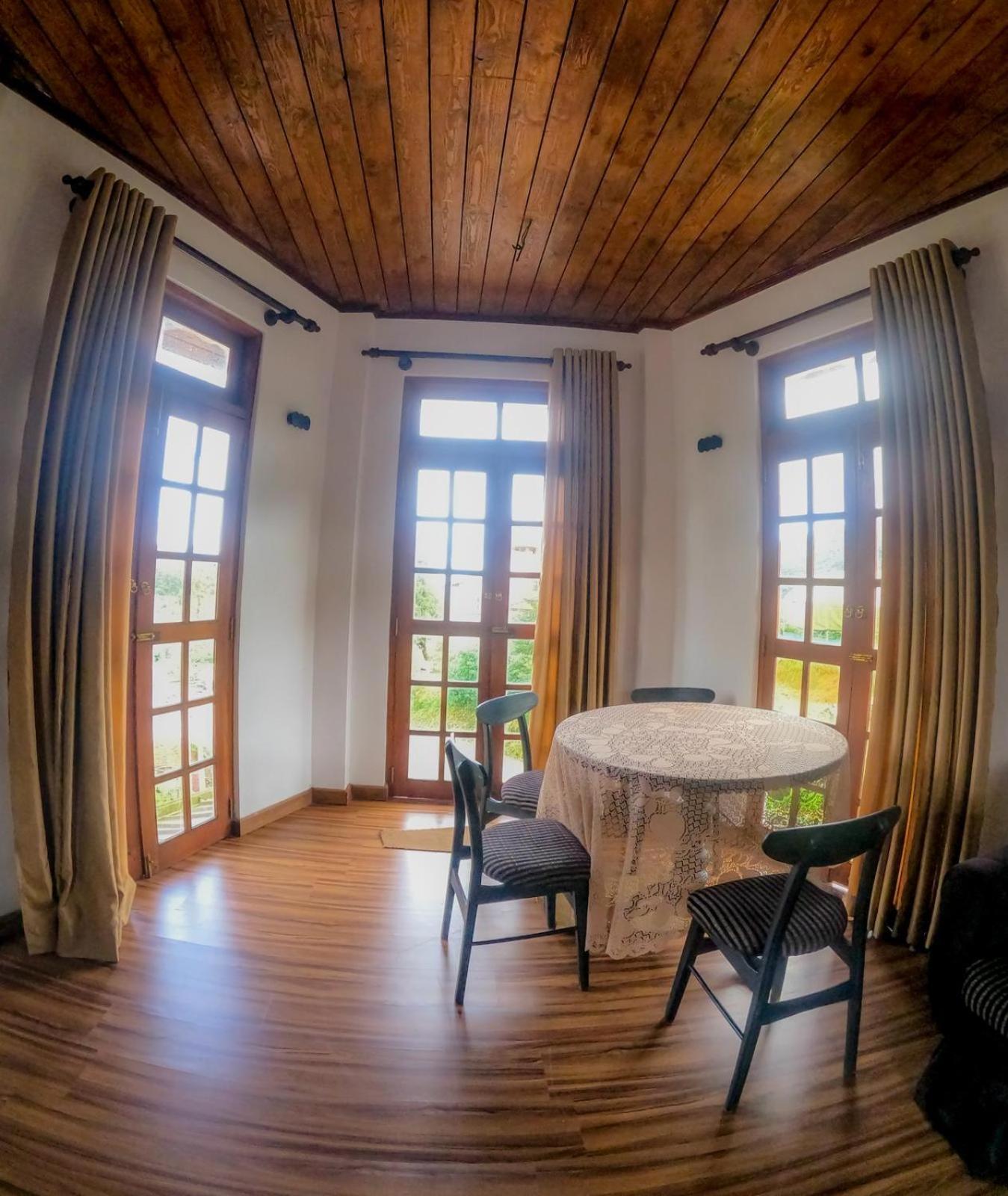 Hotel Grand Sun Inn Нувара-Елія Екстер'єр фото